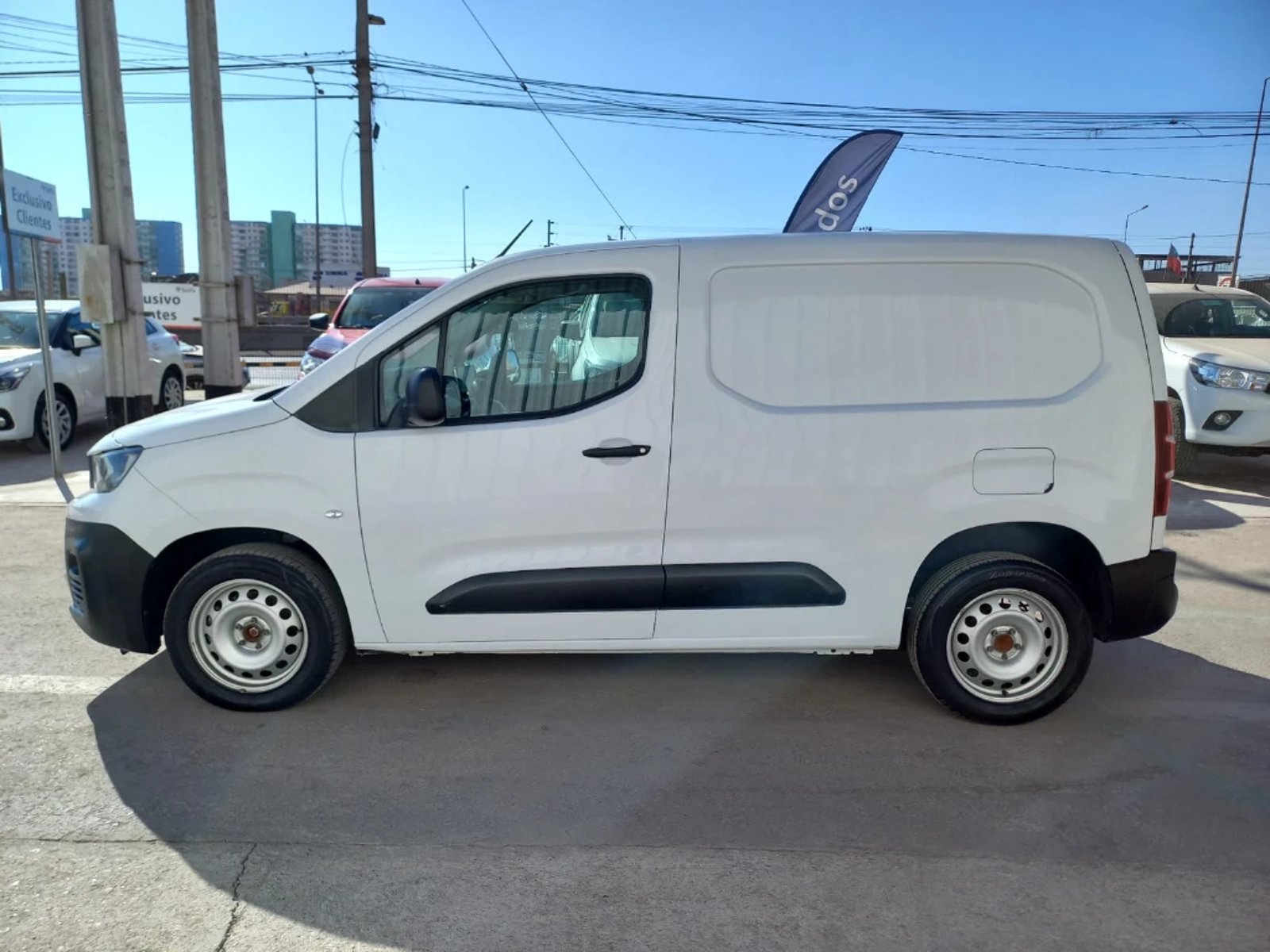 Peugeot PARTNER 1.6 HDI 90HP PL AA E5 2024 - Imagen 9 de 20