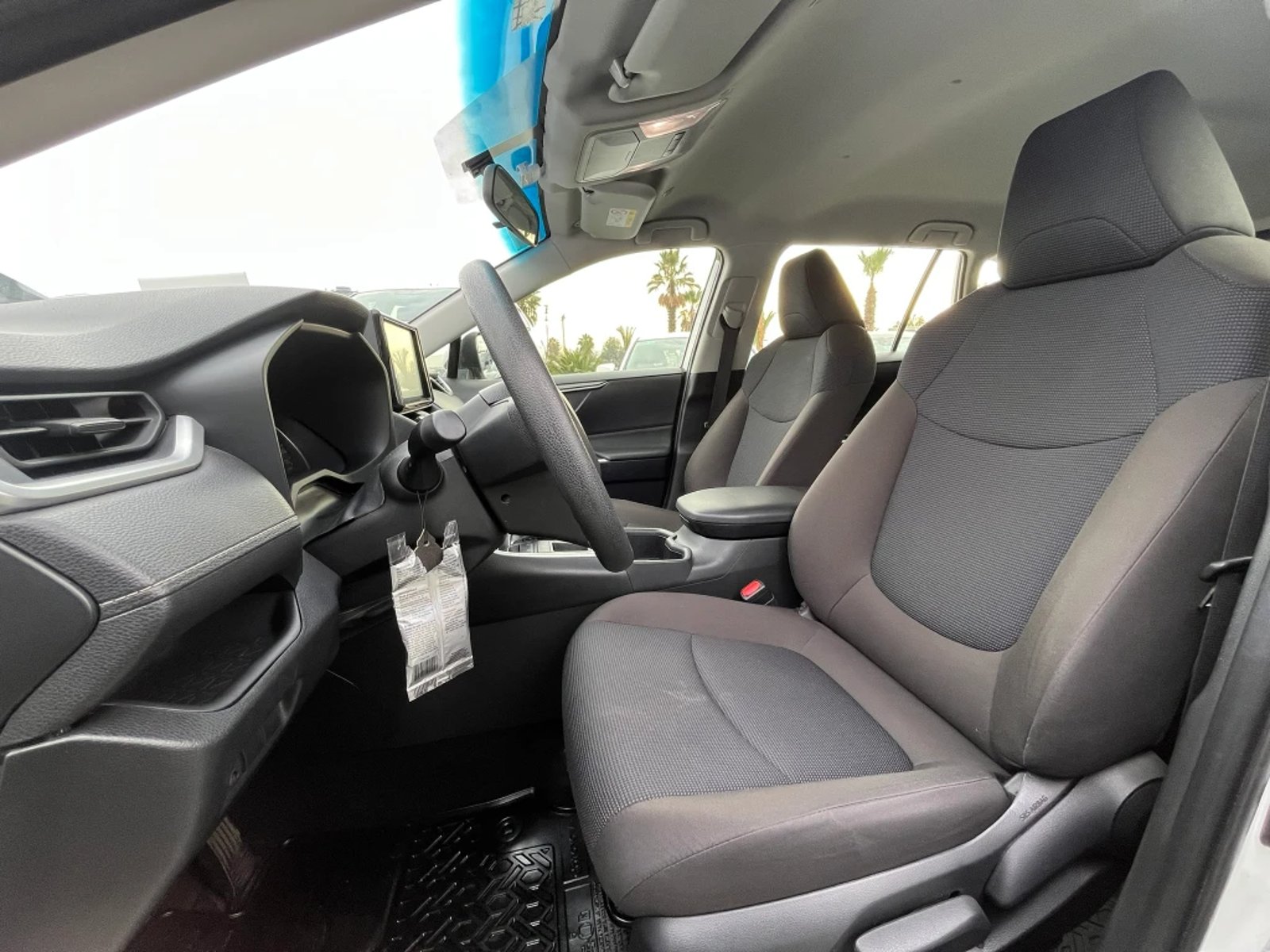 Toyota Rav4 2025 - Imagen 13 de 20