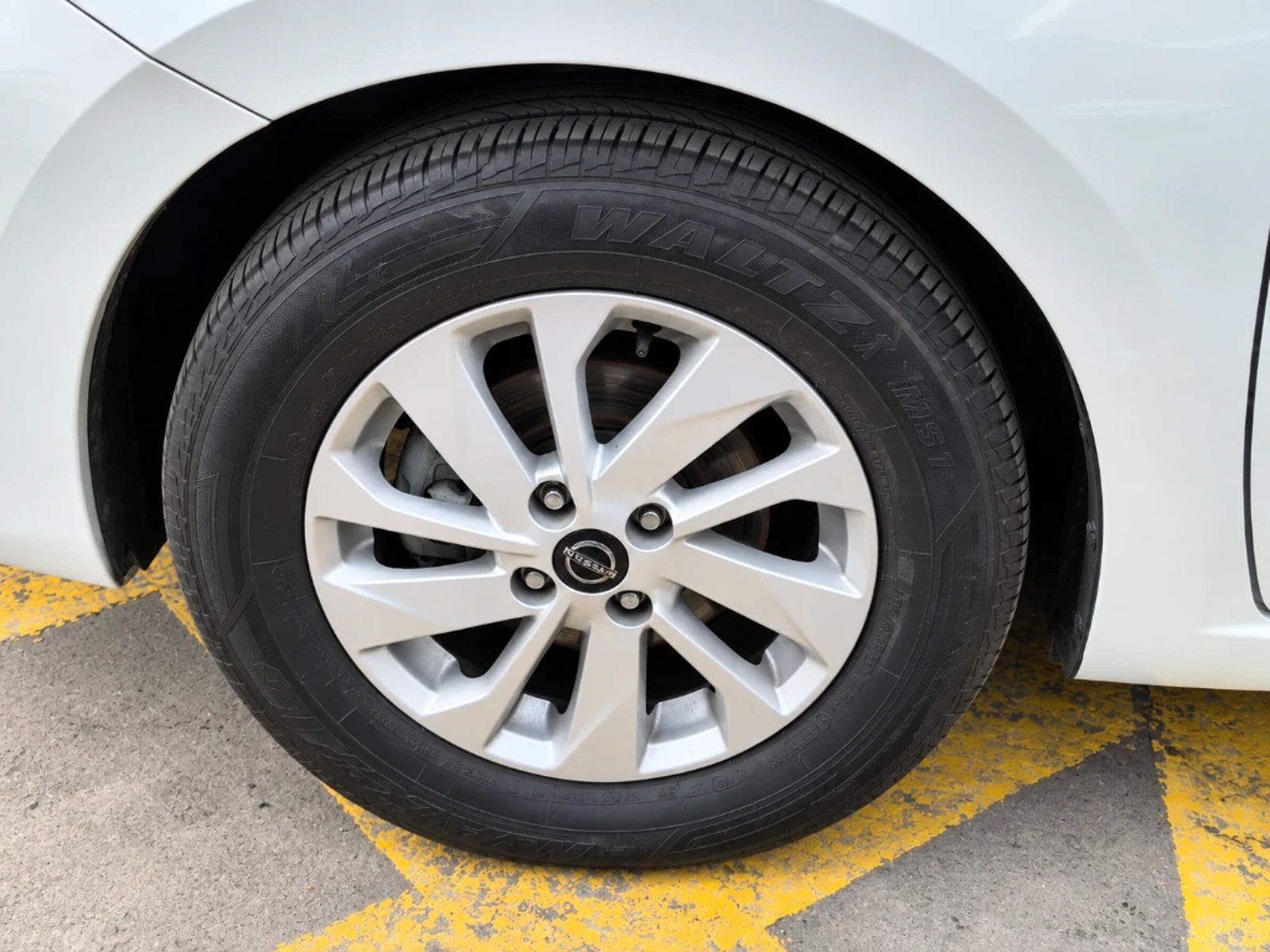 Nissan Versa 2025 - Imagen 9 de 20