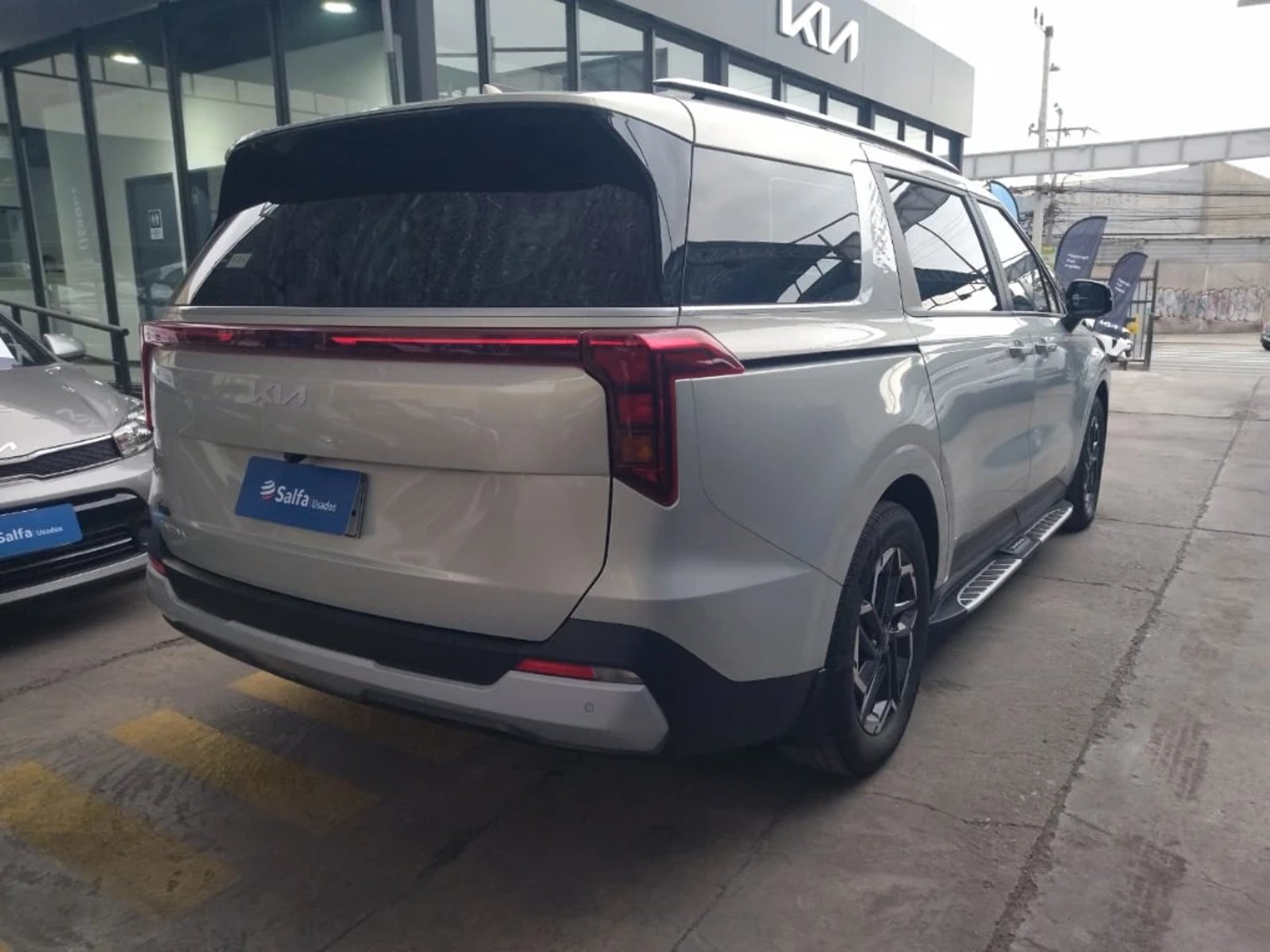 Kia Carnival 2025 - Imagen 5 de 20
