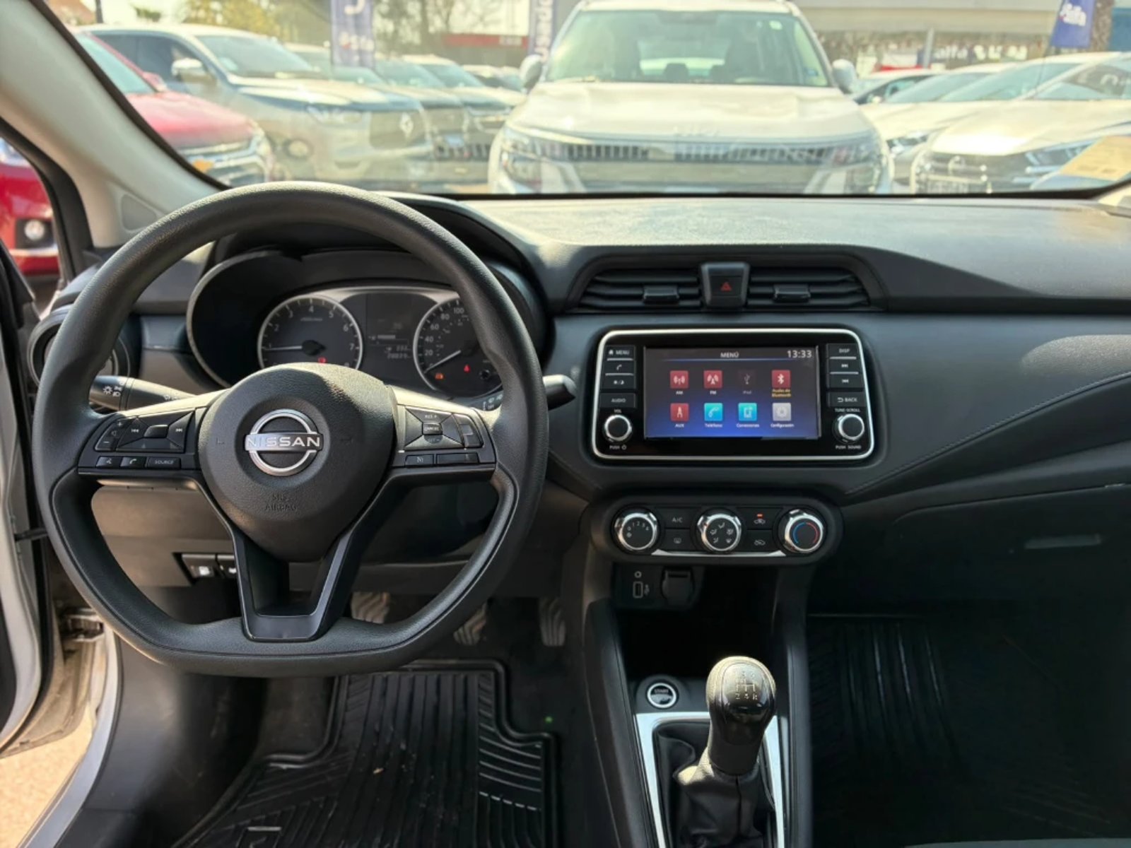 Nissan Versa 2025 - Imagen 11 de 20