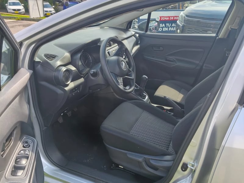 Nissan Versa 2025 - Imagen 10 de 20