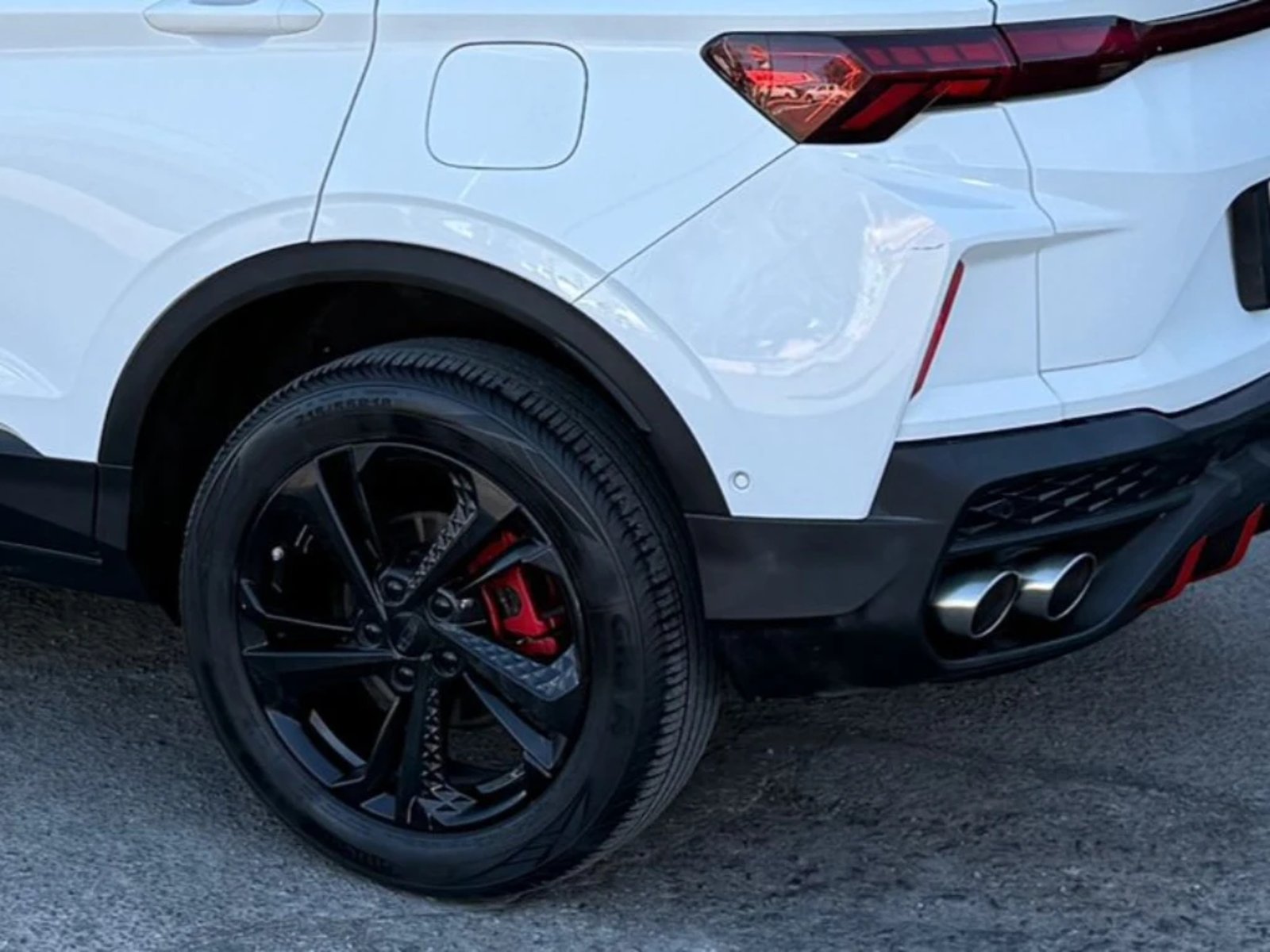 Geely COOLRAY 1.5 SPORT PLUS 4X2 AT 5P 2024 - Imagen 9 de 20