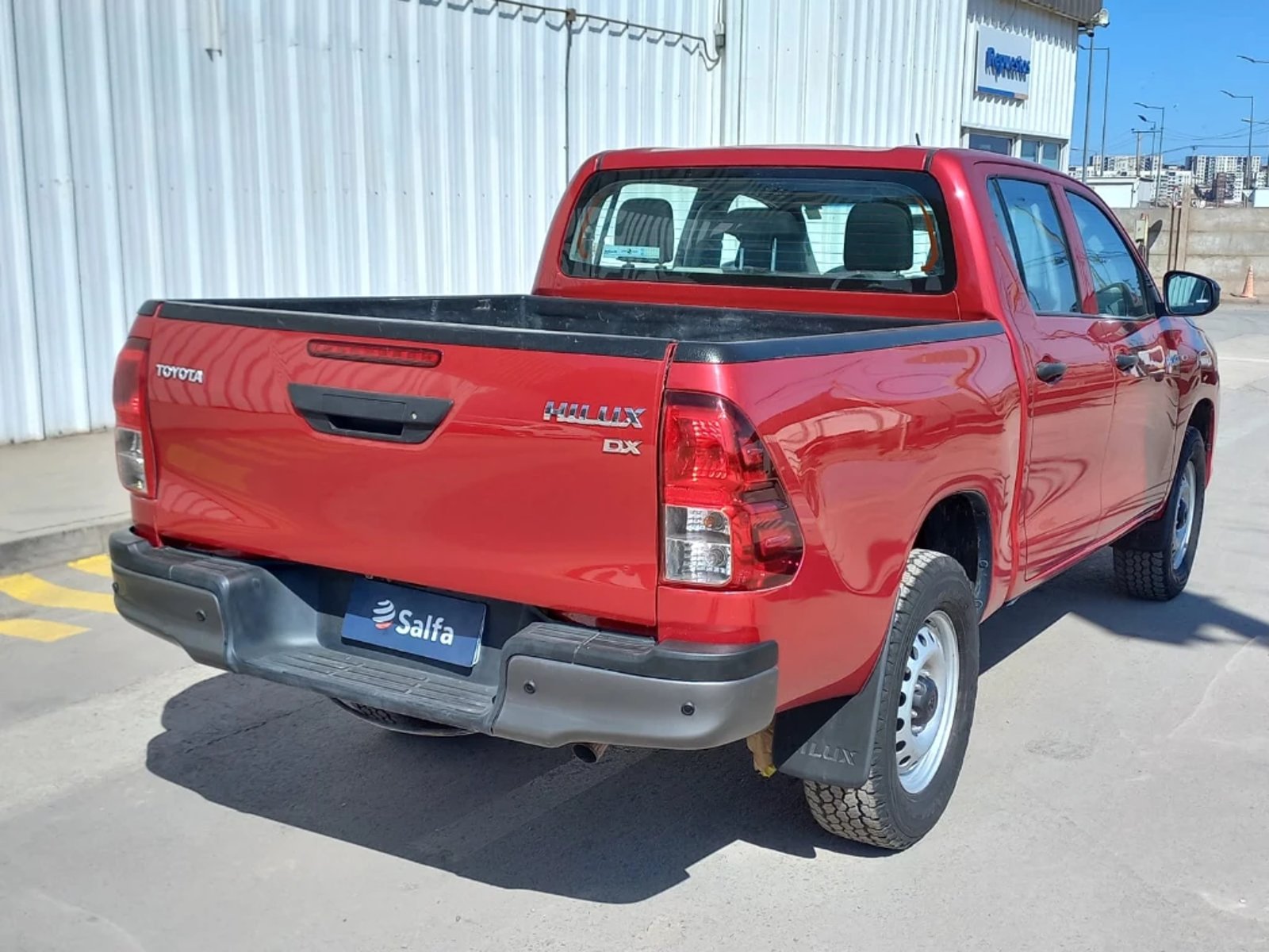 TOYOTA HILUX DCAB MT 4X4 2.4 2024 - Imagen 7 de 20
