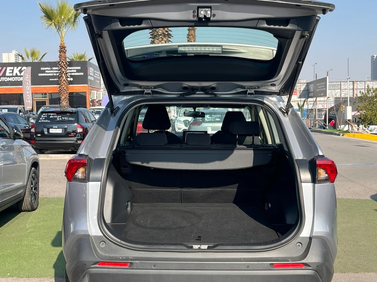 Toyota Rav4 2025 - Imagen 11 de 20