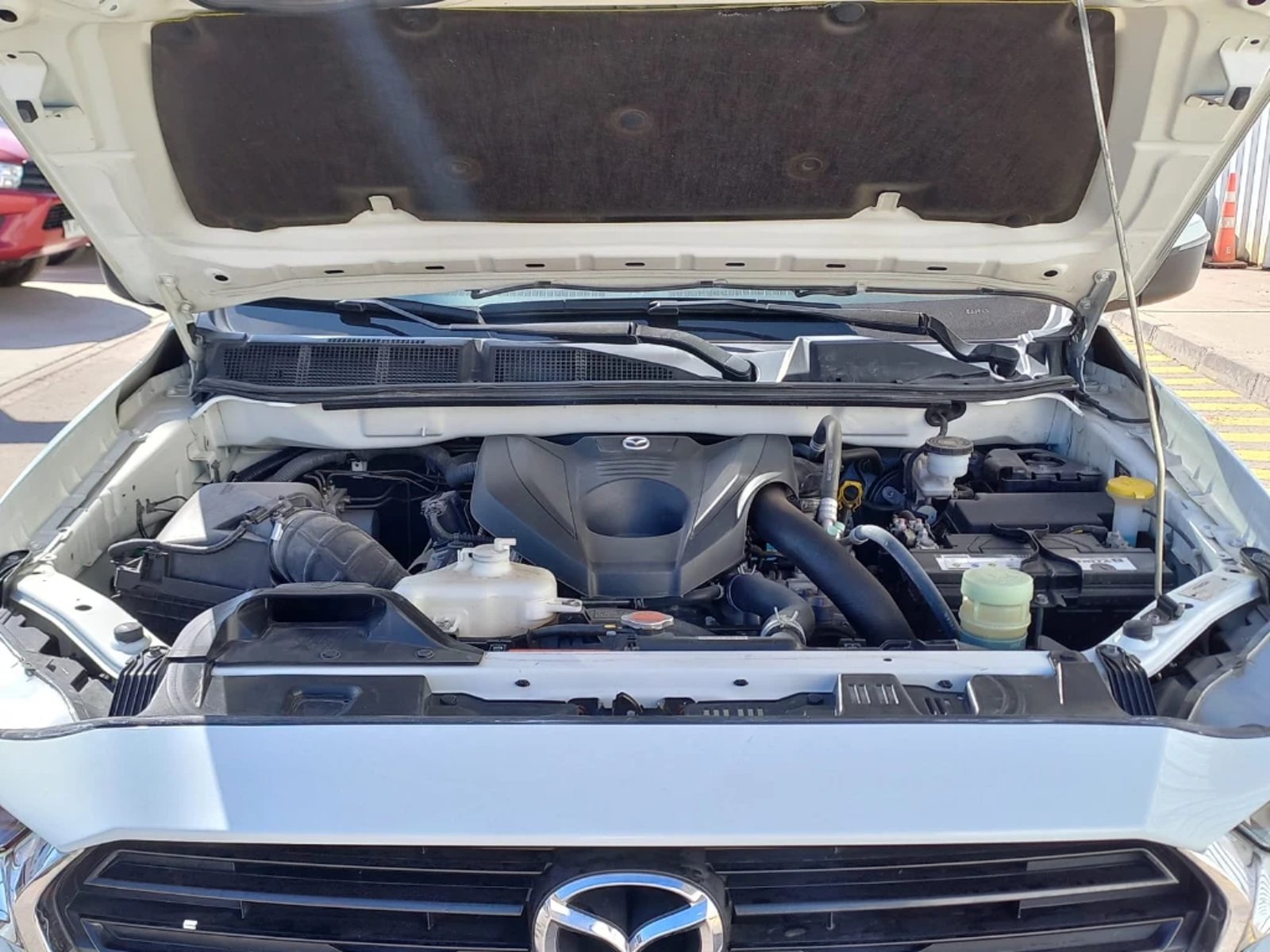 MAZDA BT-50 4X4 3.0 2023 - Imagen 10 de 20