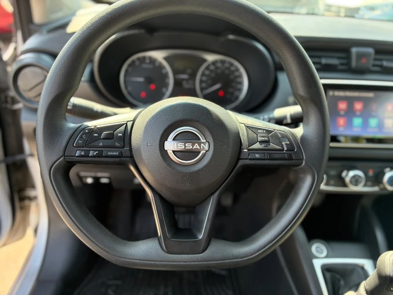 Nissan Versa 2025 - Imagen 12 de 20