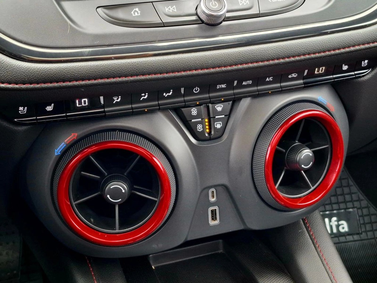 Chevrolet BLAZER 3.6L RS AWD K AT 5P 2023 - Imagen 17 de 20