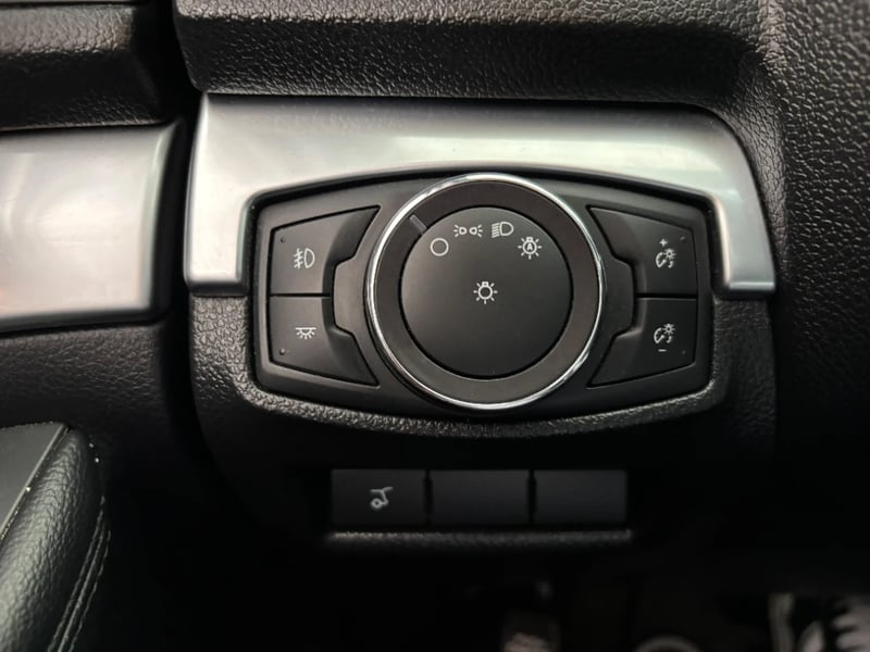 Ford Explorer 2019 - Imagen 18 de 20
