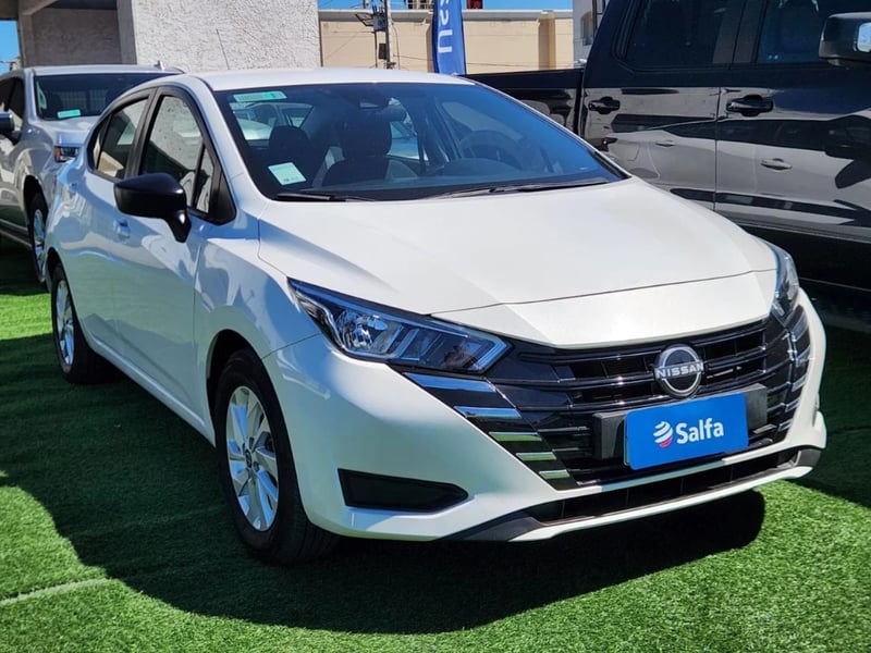 Nissan Versa 2025 - Imagen 3 de 20