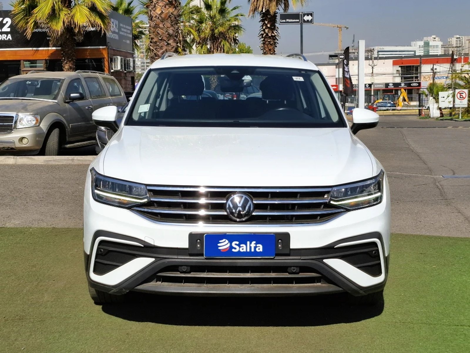 Volkswagen TIGUAN 1.4 TSI COMFORTLINE 4X2 AT 5P 2023 - Foto 2 de 20