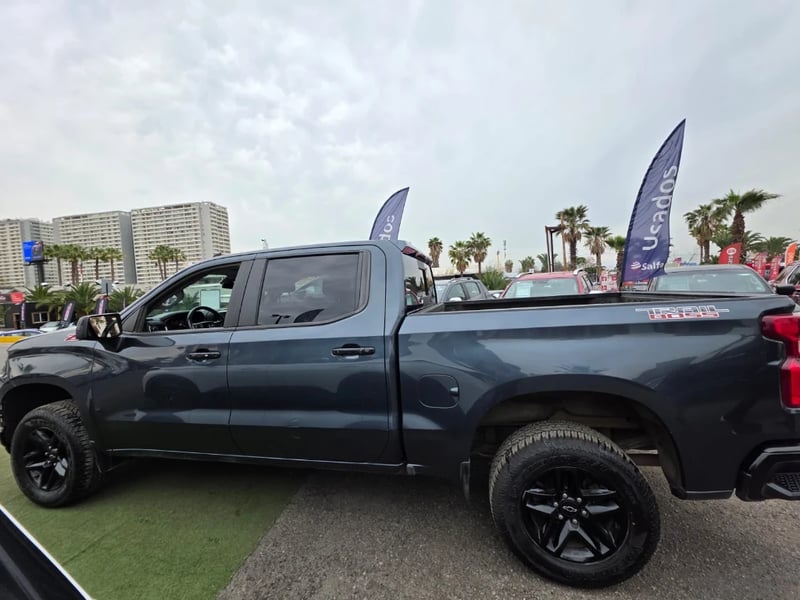 Chevrolet Silverado 2021 - Imagen 8 de 20