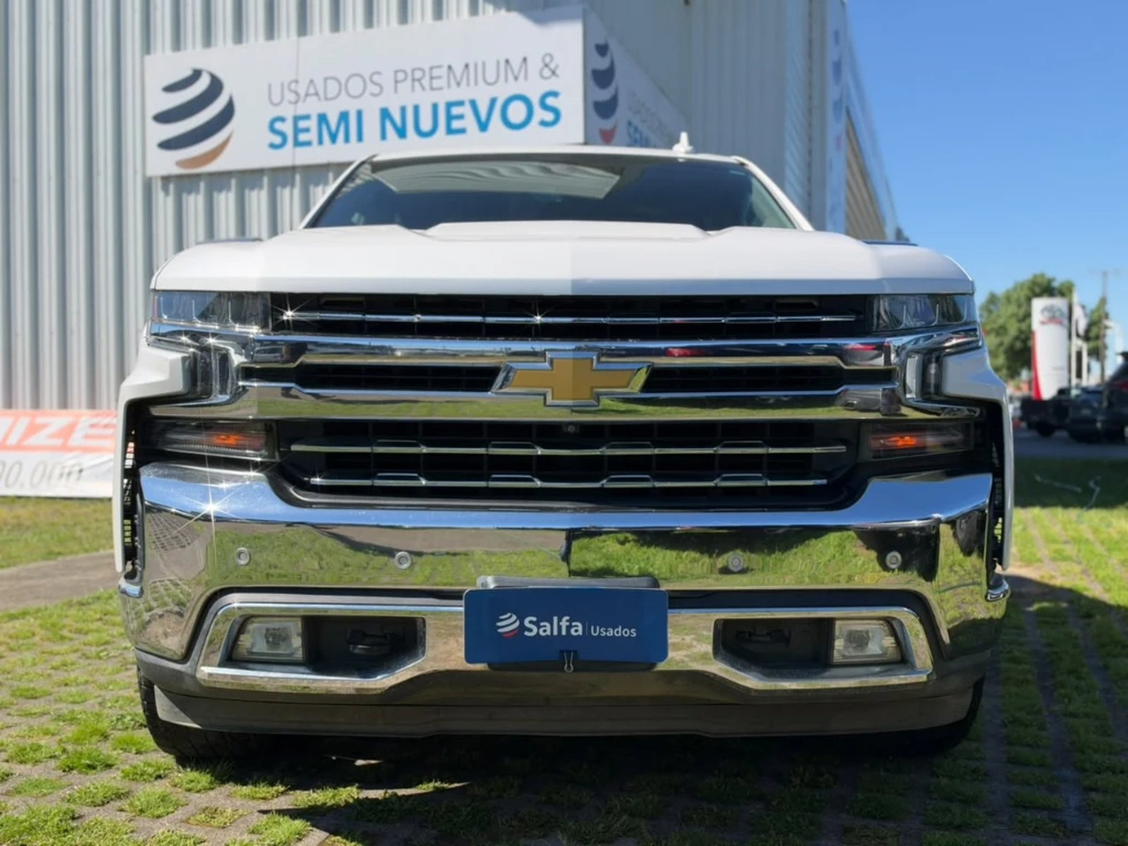 Chevrolet Silverado 2020 - Foto 2 de 20