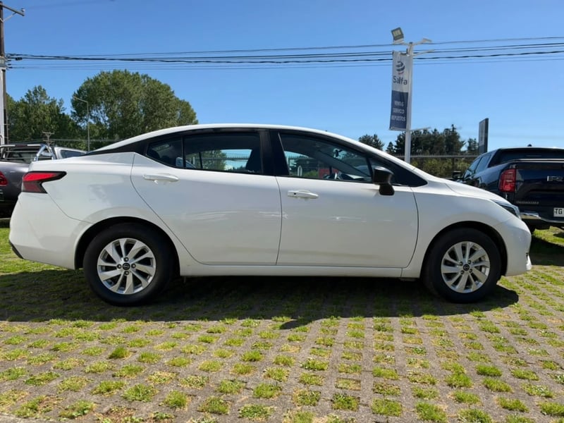 Nissan Versa 2025 - Imagen 4 de 20