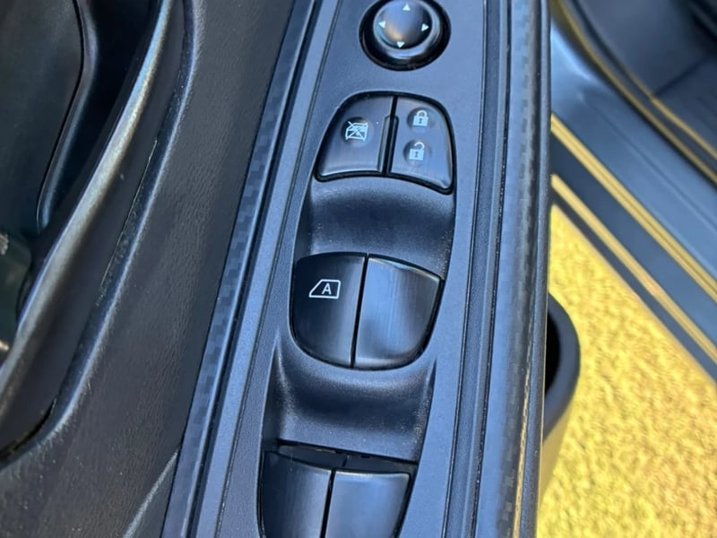 Nissan Versa 2025 - Imagen 12 de 20