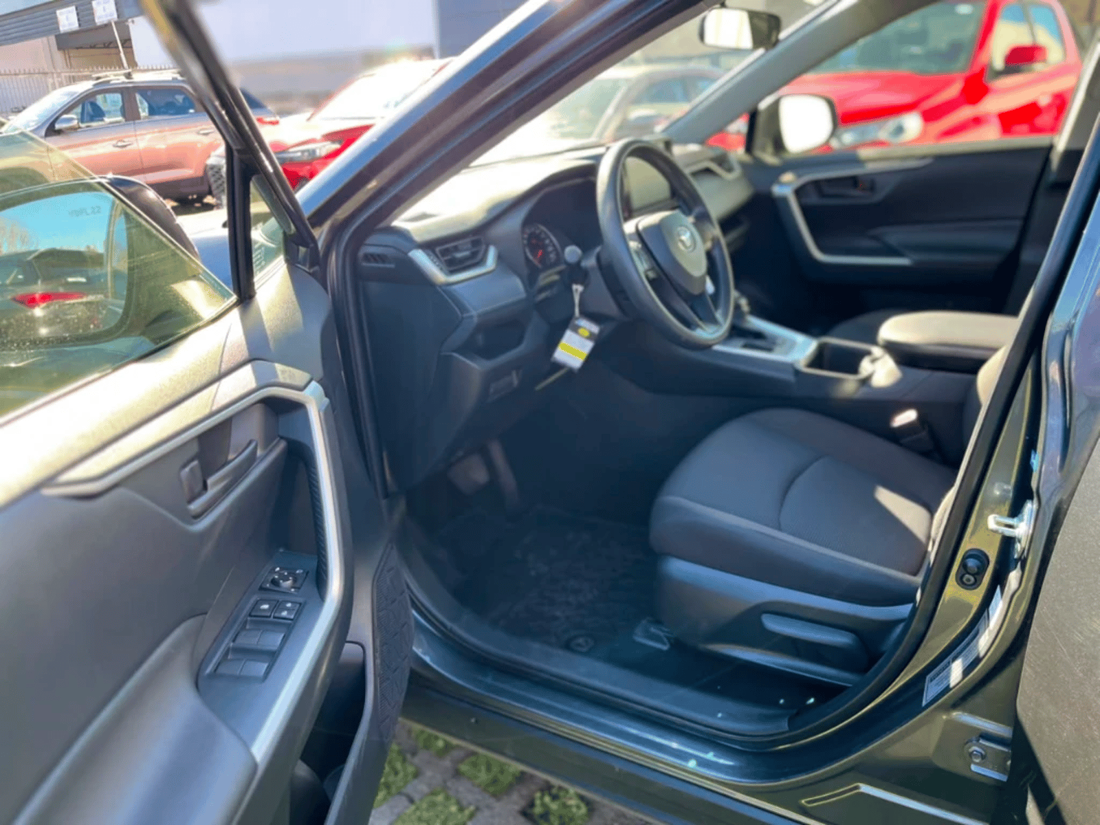 Toyota Rav4 2025 - Imagen 12 de 20