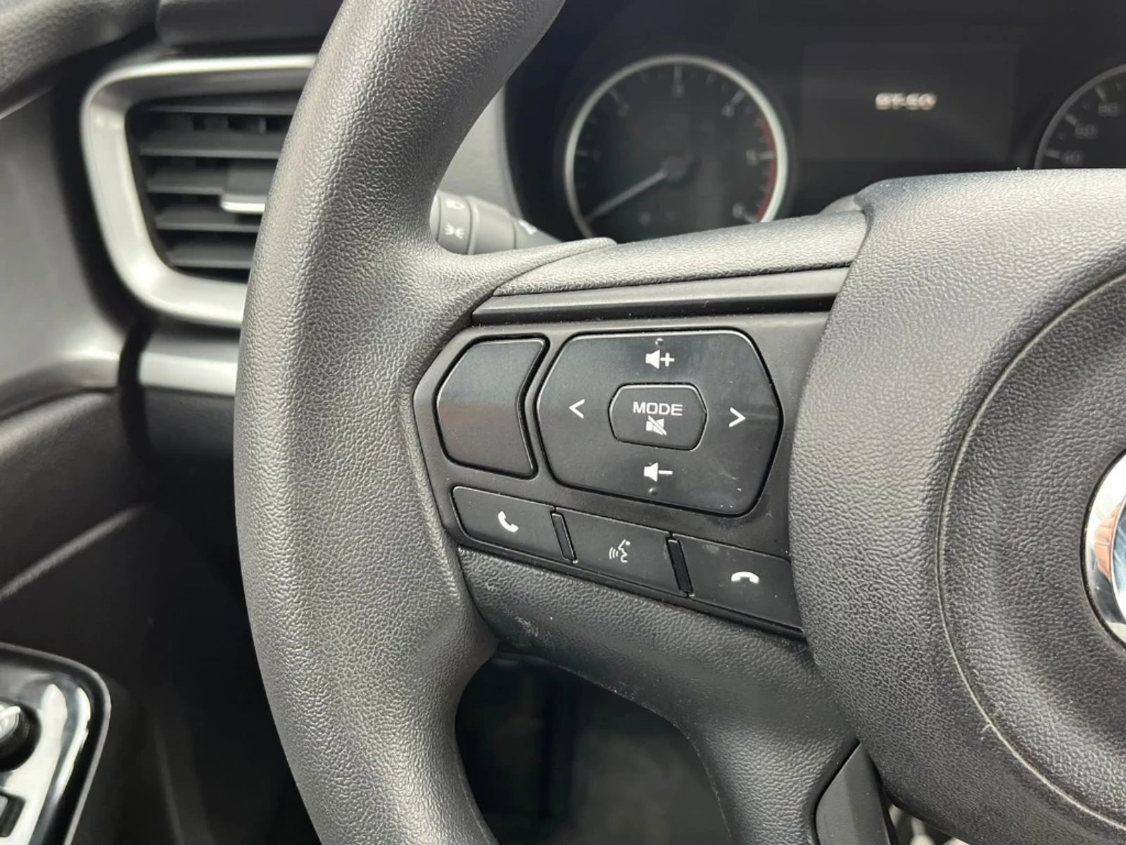 Mazda Bt-50 2023 - Imagen 14 de 20