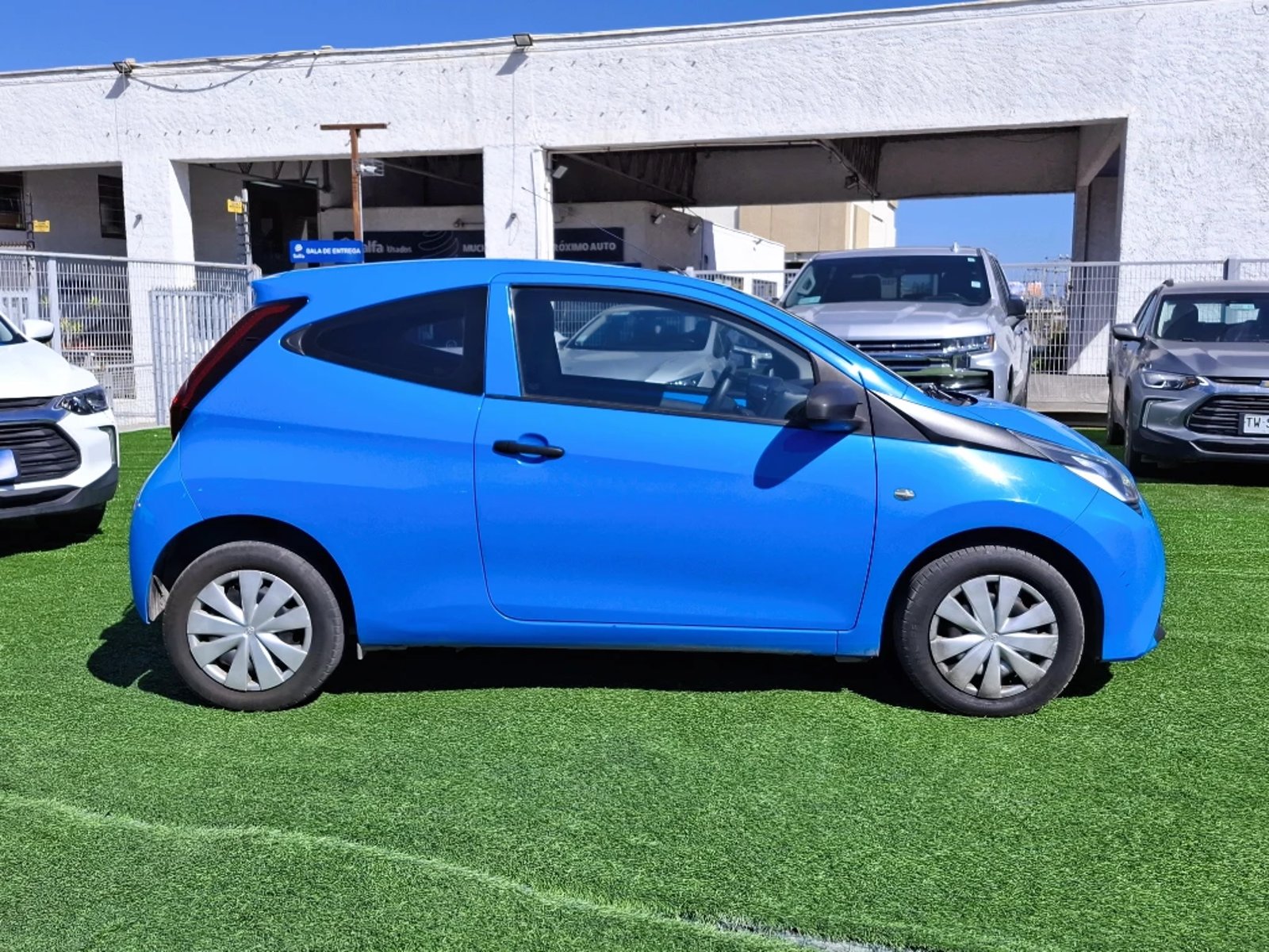 Toyota Aygo 2020 - Foto 4 de 20