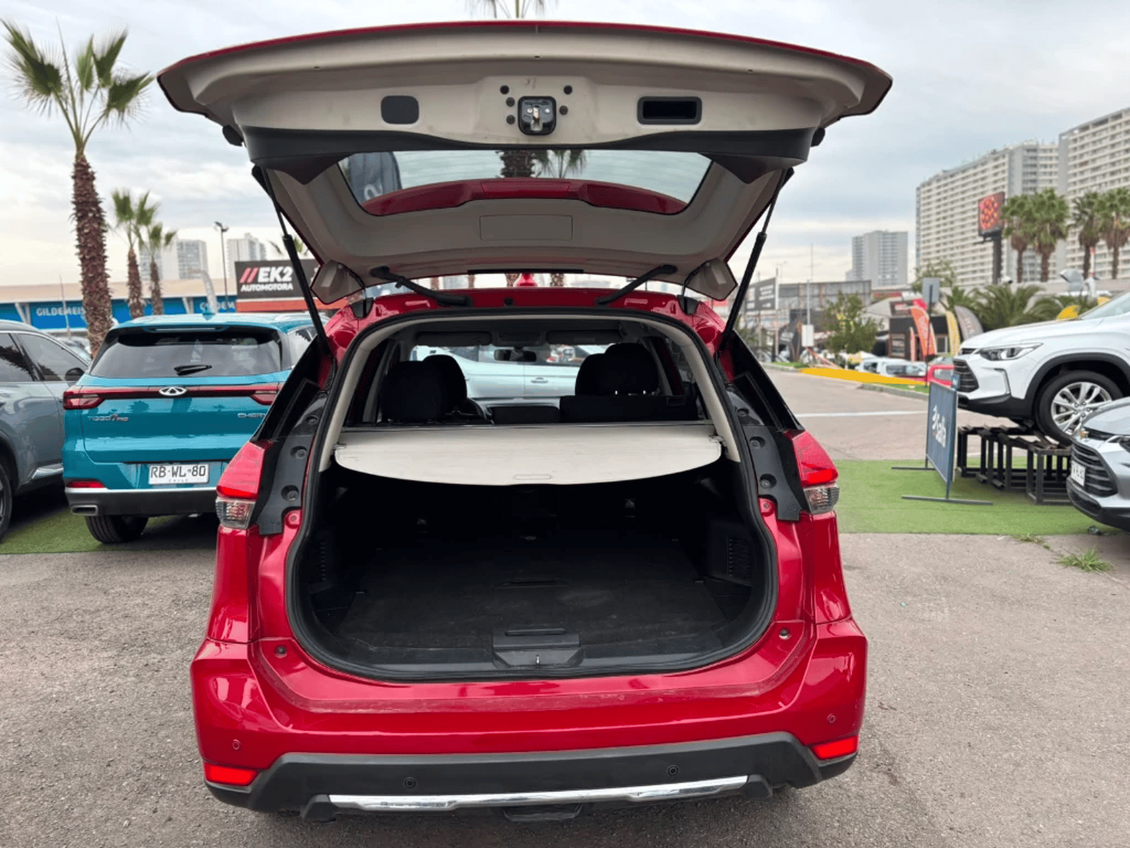 Nissan X-TRAIL 2.5 SENSE MC 4X2 2ROW CVT AT 5P 2022 - Imagen 12 de 20