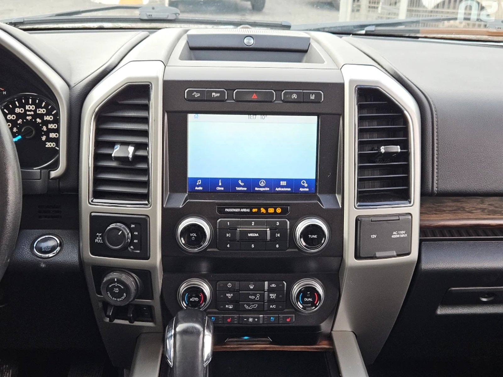 Ford F-150 2021 - Imagen 13 de 20