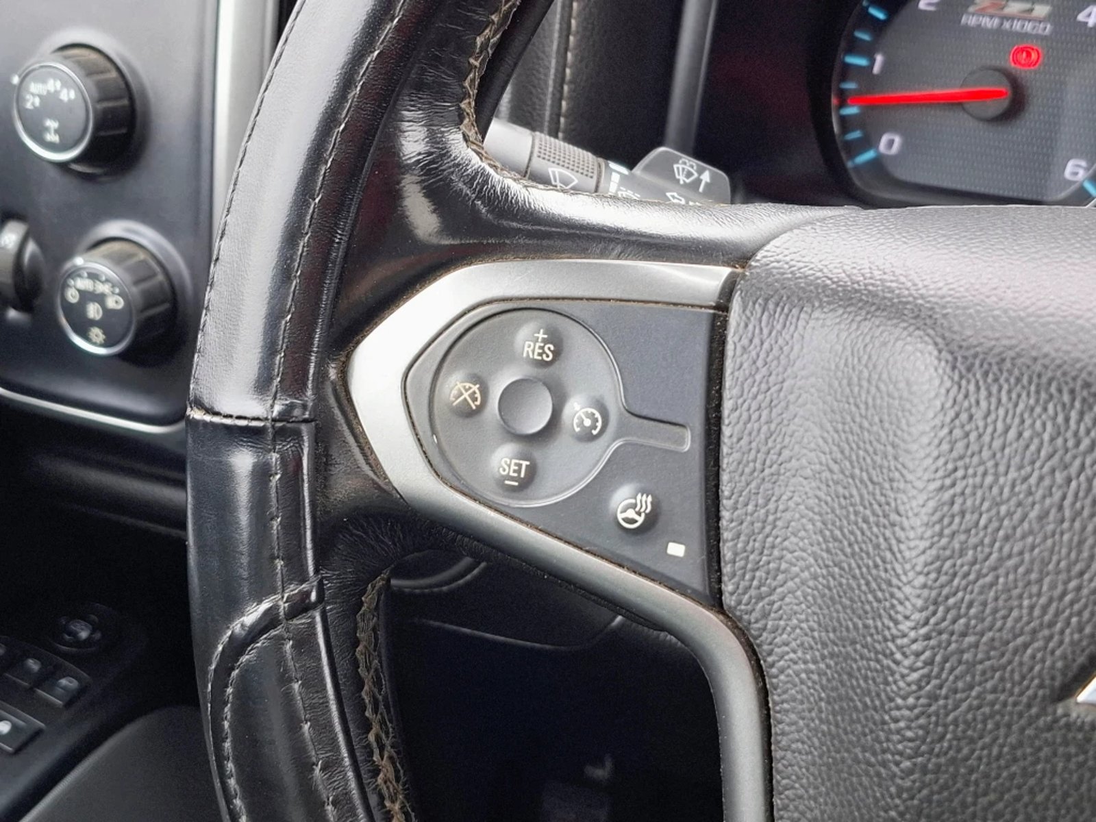 CHEVROLET SILVERADO 5.3 LT 4WD EXT Z71 DOB. CAB. AT 4P 2019 - Imagen 15 de 20