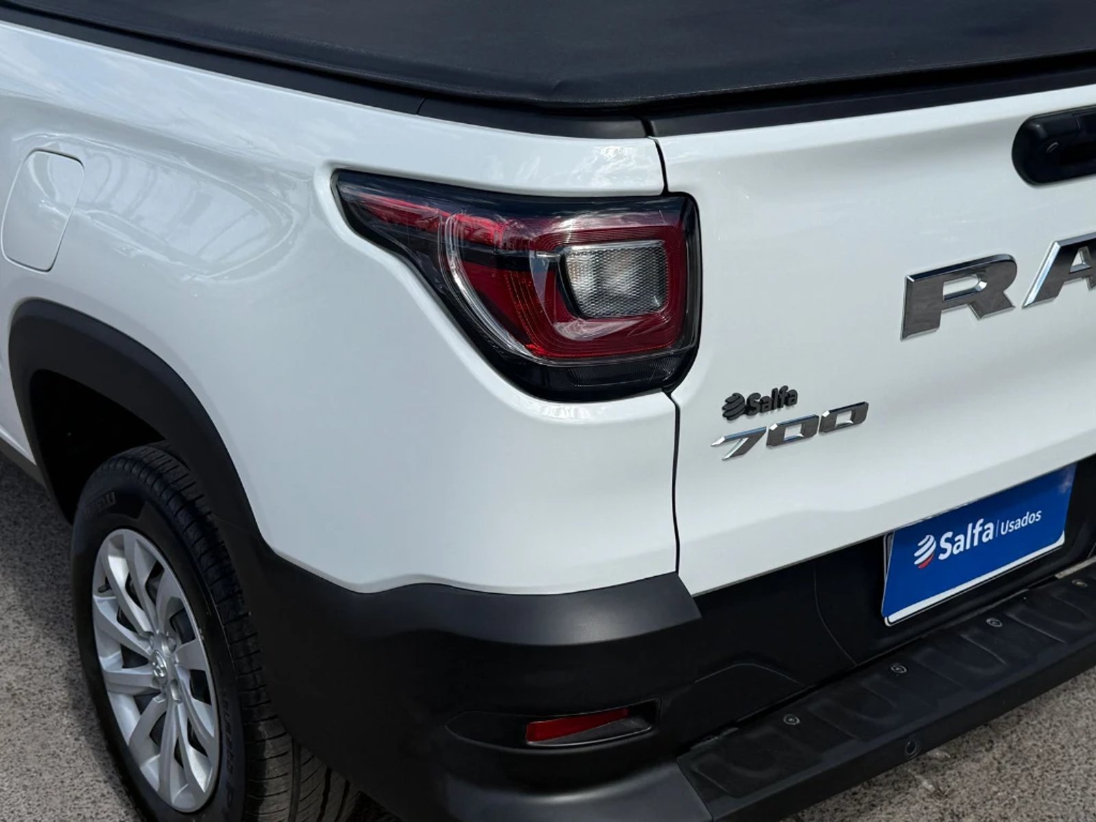 RAM 700 1.3 SLT 4X2 CAB. SIM. MT 2P 2026 - Imagen 12 de 20