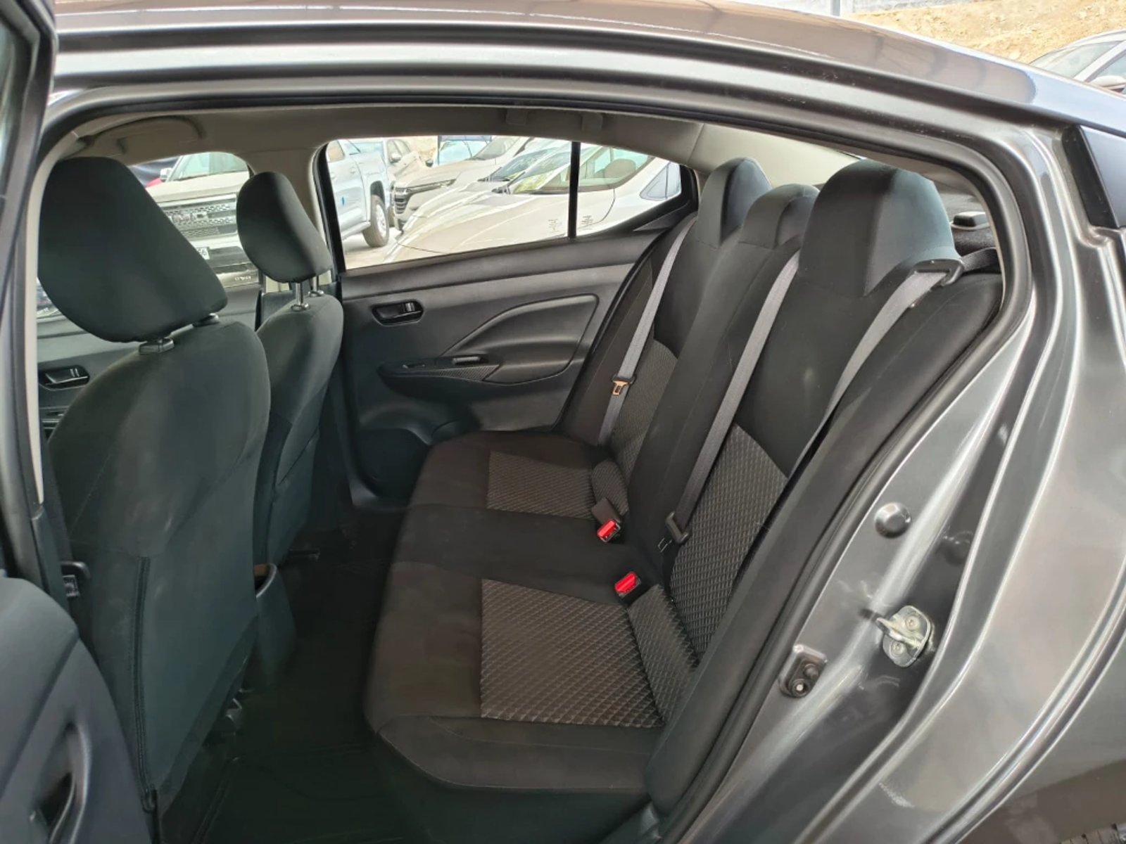 Nissan Versa 2025 - Imagen 18 de 20