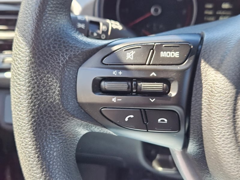 Kia Rio 4 2024 - Imagen 16 de 20