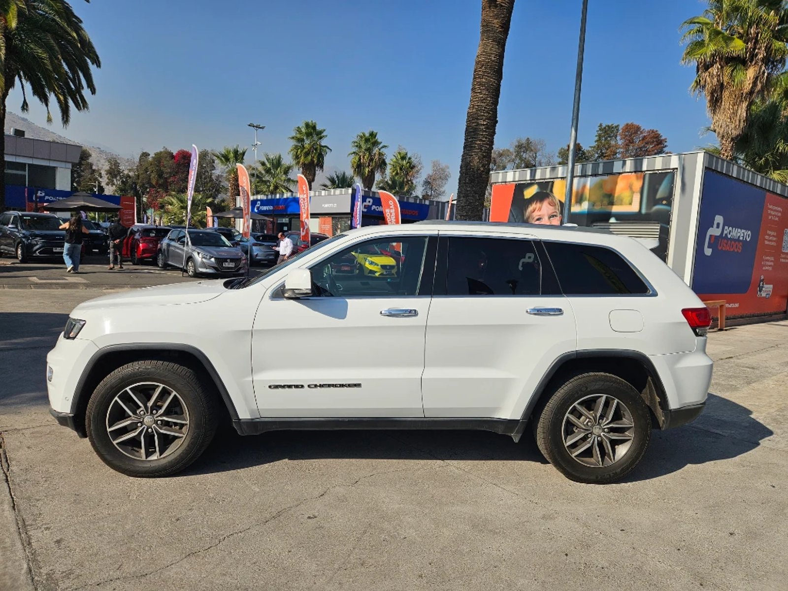 Jeep Grand cherokee 2018 - Imagen 8 de 20