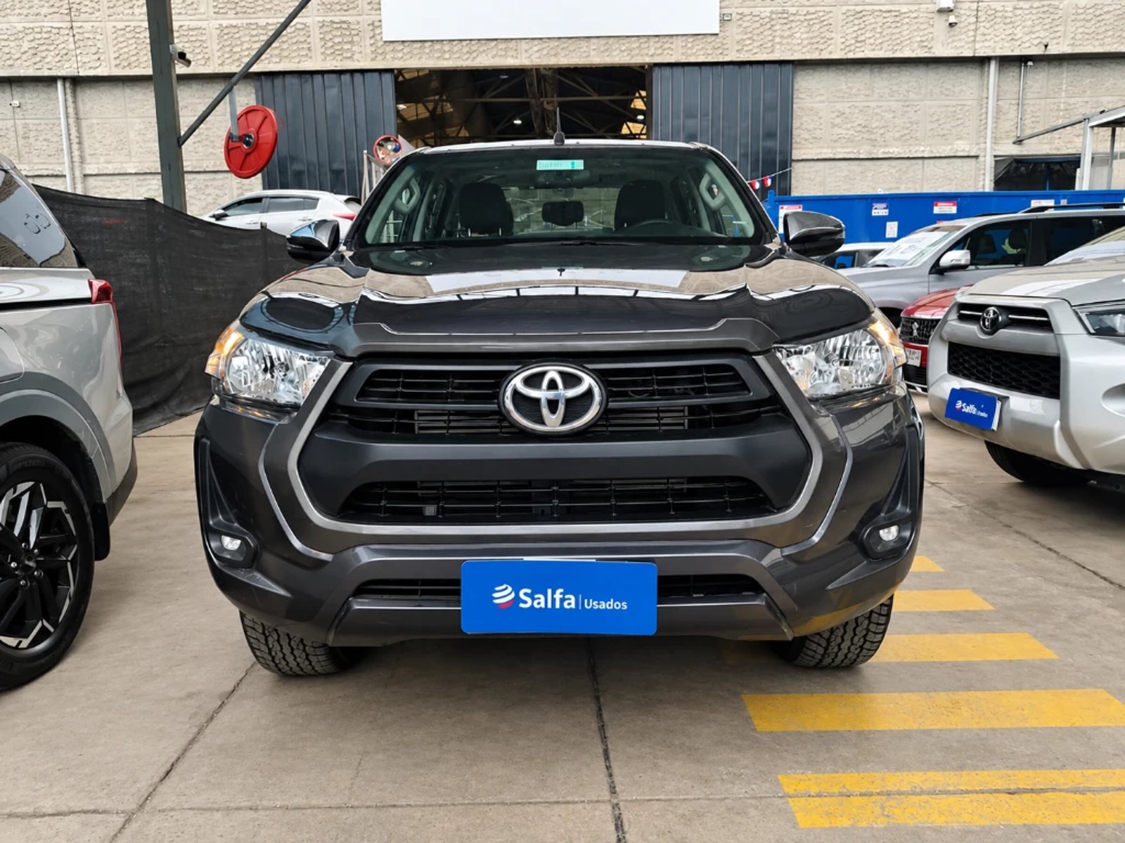 Toyota Hilux 2024 - Foto 2 de 20