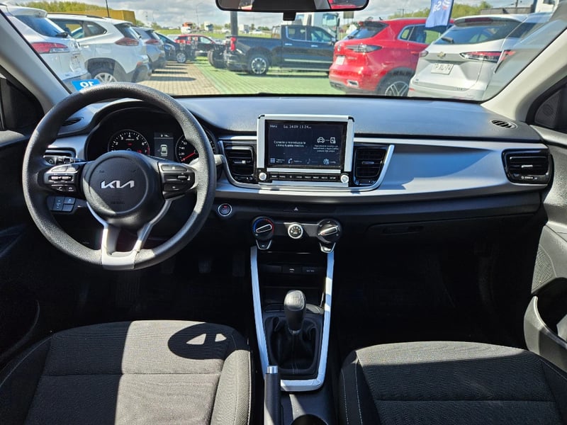 Kia Rio 4 2024 - Imagen 12 de 20
