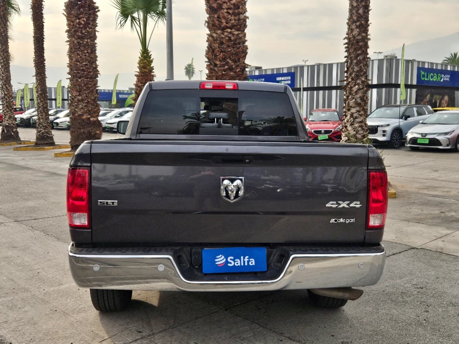 Dodge RAM 1500 3.6 SLT 4X4 QUAD CAB DOB. CAB. AT 4P 2019 - Imagen 6 de 20