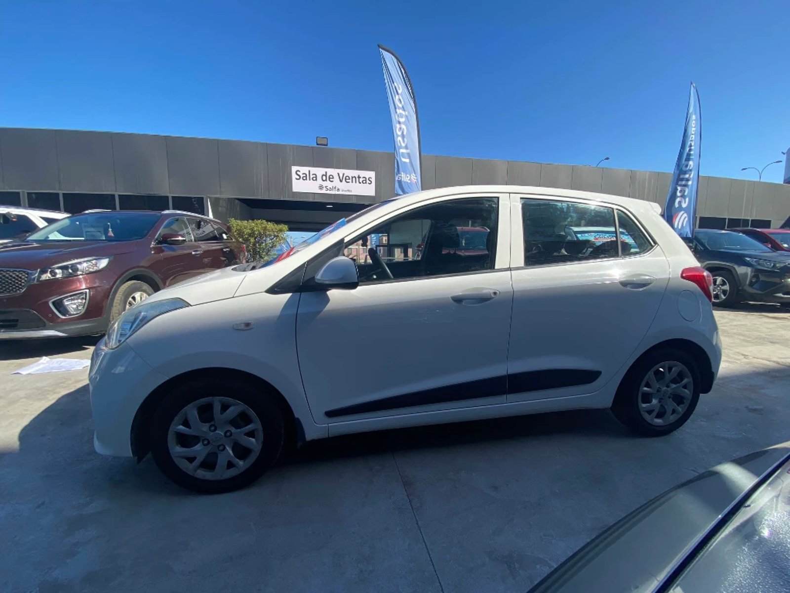 Hyundai Grand i10 2023 - Imagen 3 de 20