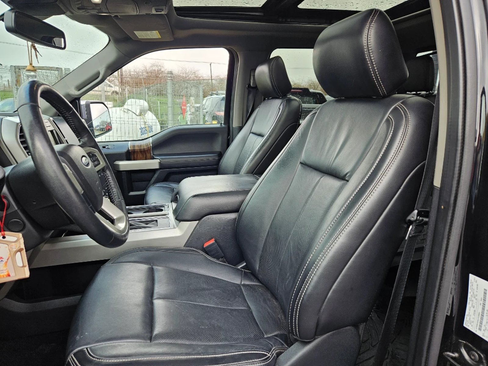 Ford F-150 2021 - Imagen 15 de 20