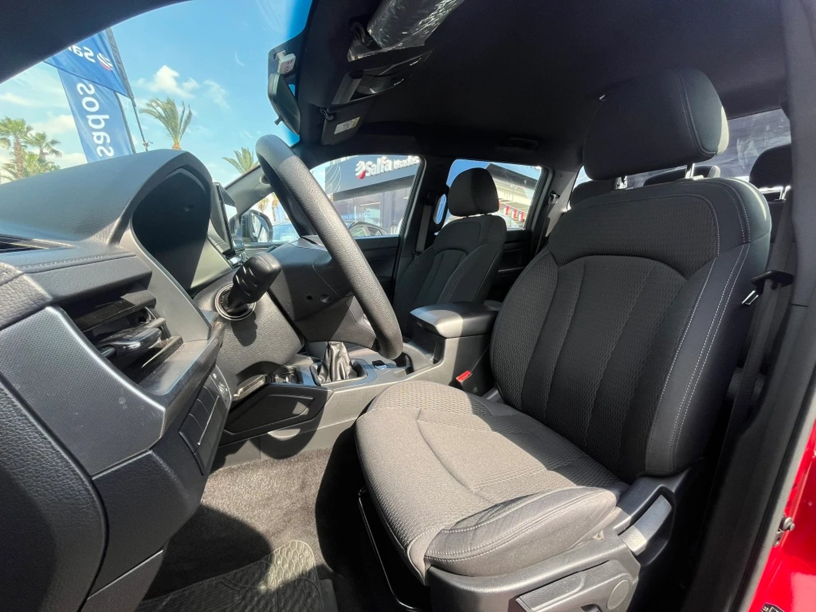 SsangYong Grand musso 2025 - Imagen 12 de 20
