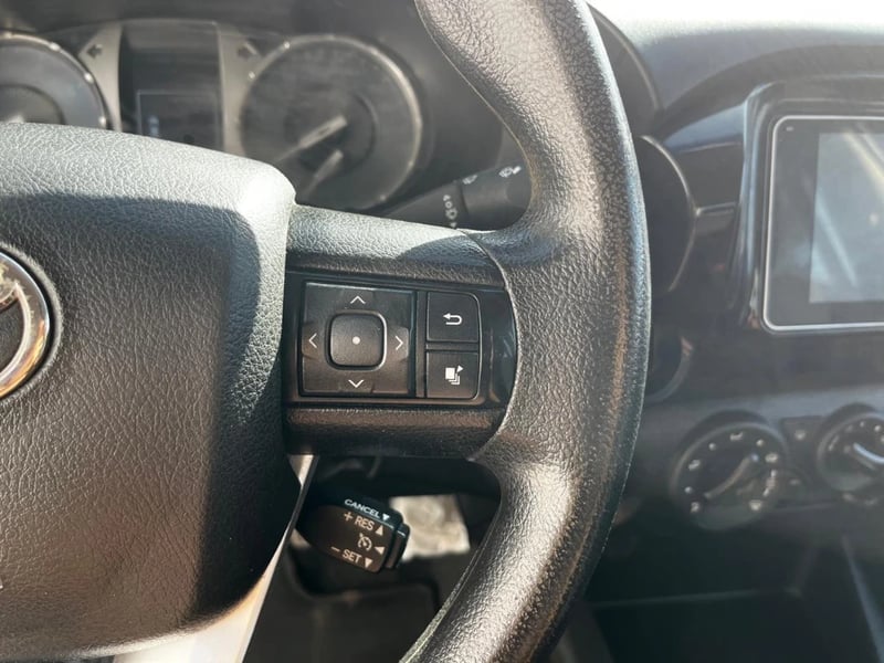 Toyota Hilux 2023 - Imagen 15 de 20