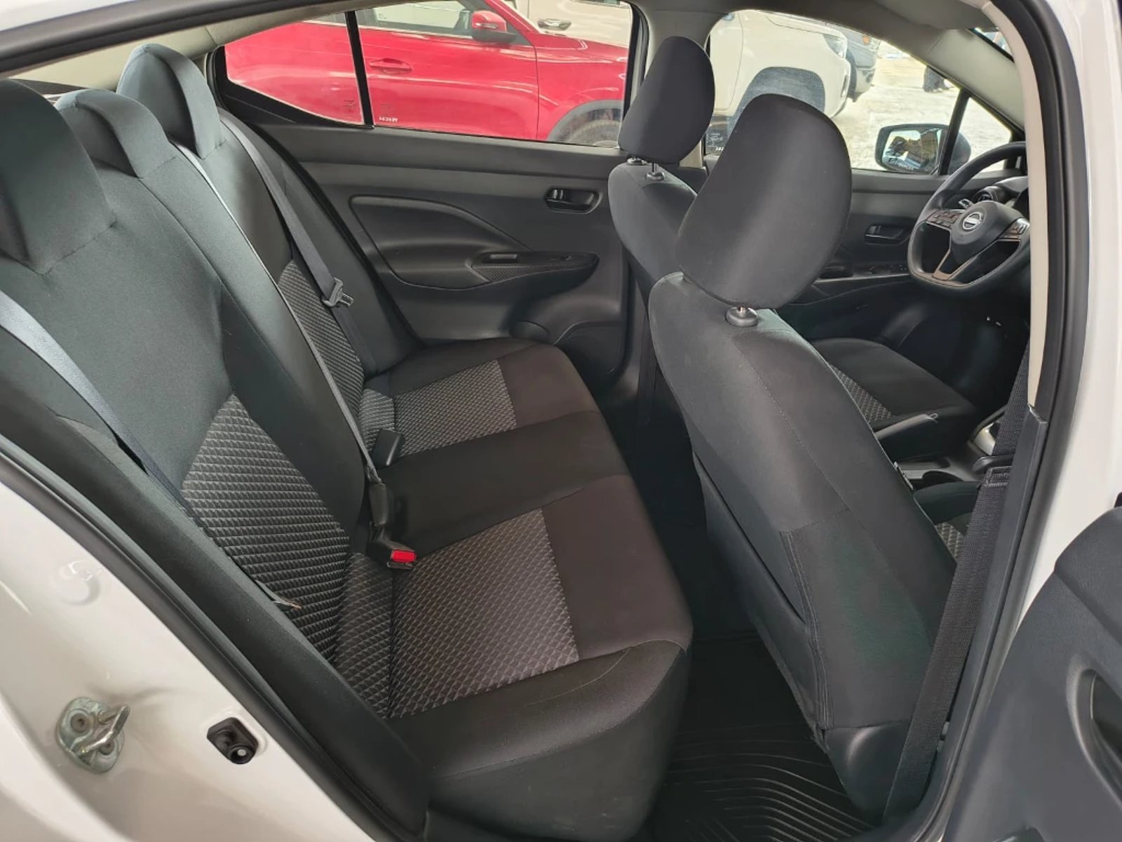Nissan Versa 2025 - Imagen 20 de 20