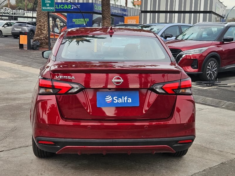Nissan Versa 2023 - Imagen 6 de 20