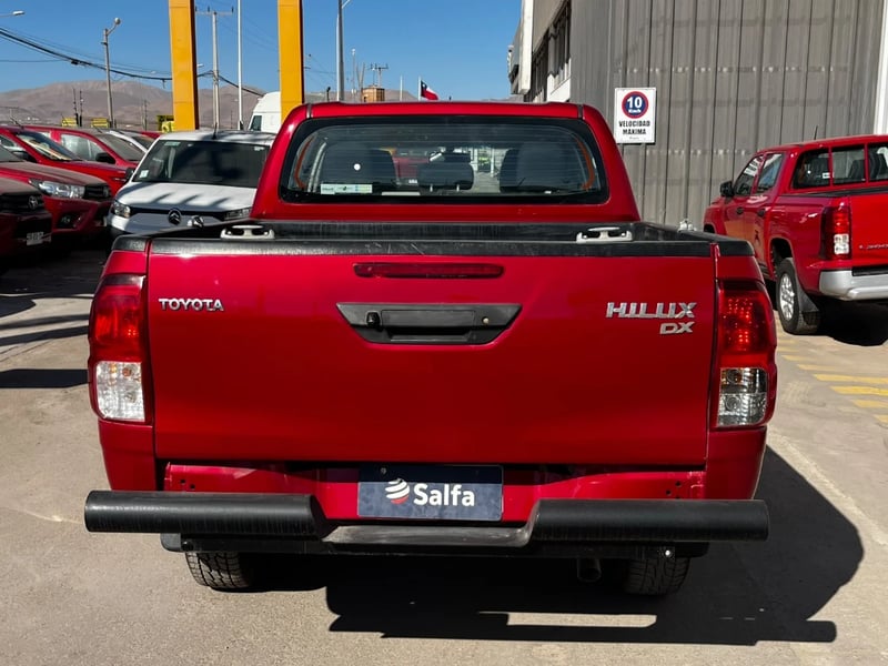 Toyota Hilux 2023 - Imagen 6 de 20