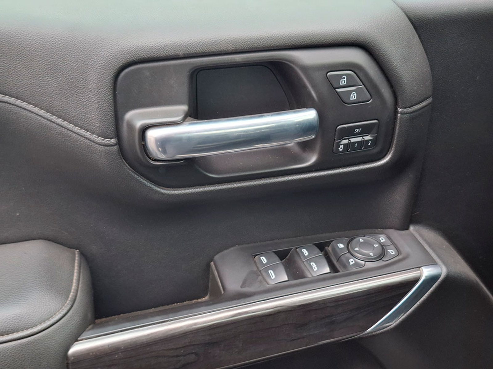 Chevrolet Silverado 2020 - Imagen 19 de 20
