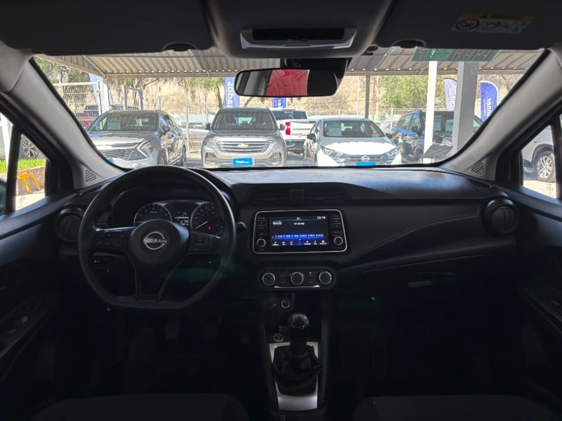 Nissan Versa 2025 - Imagen 12 de 20