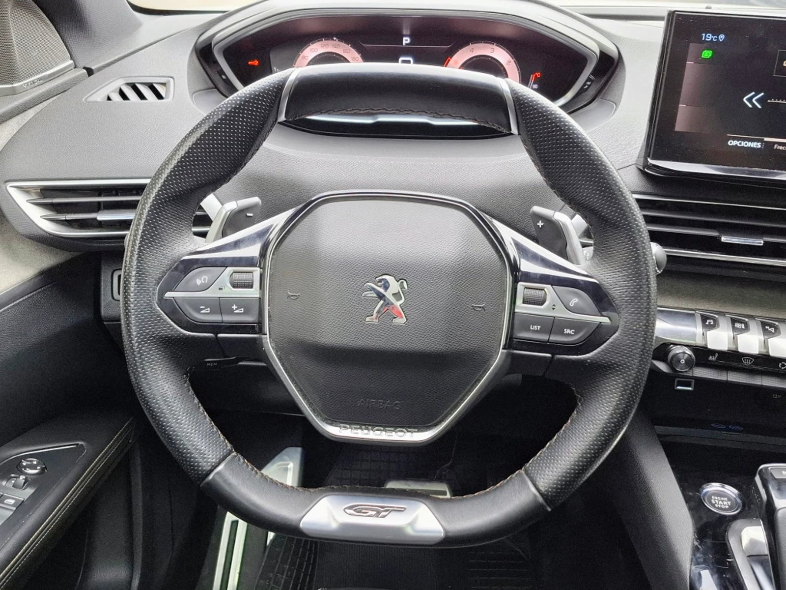 Peugeot 5008 2022 - Imagen 14 de 20