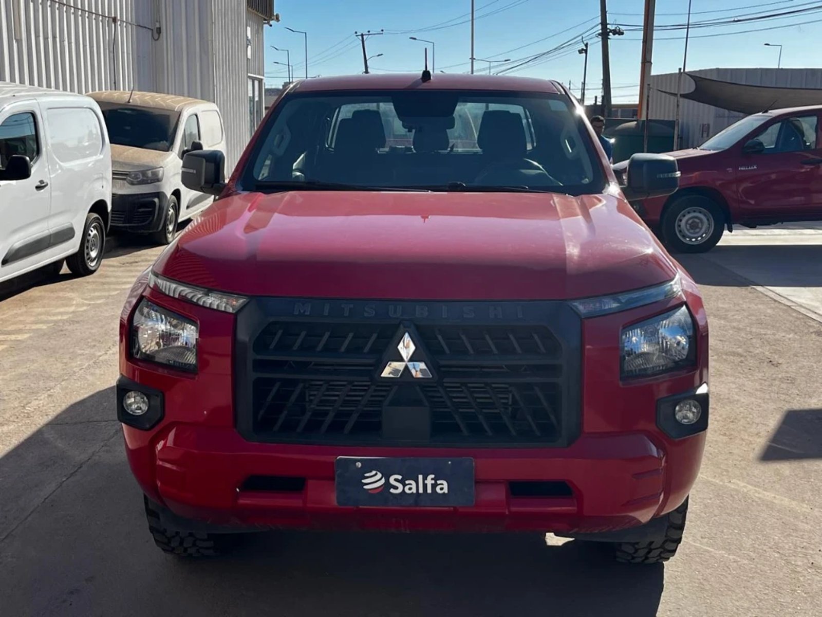 Mitsubishi L200 2024 - Foto 2 de 20