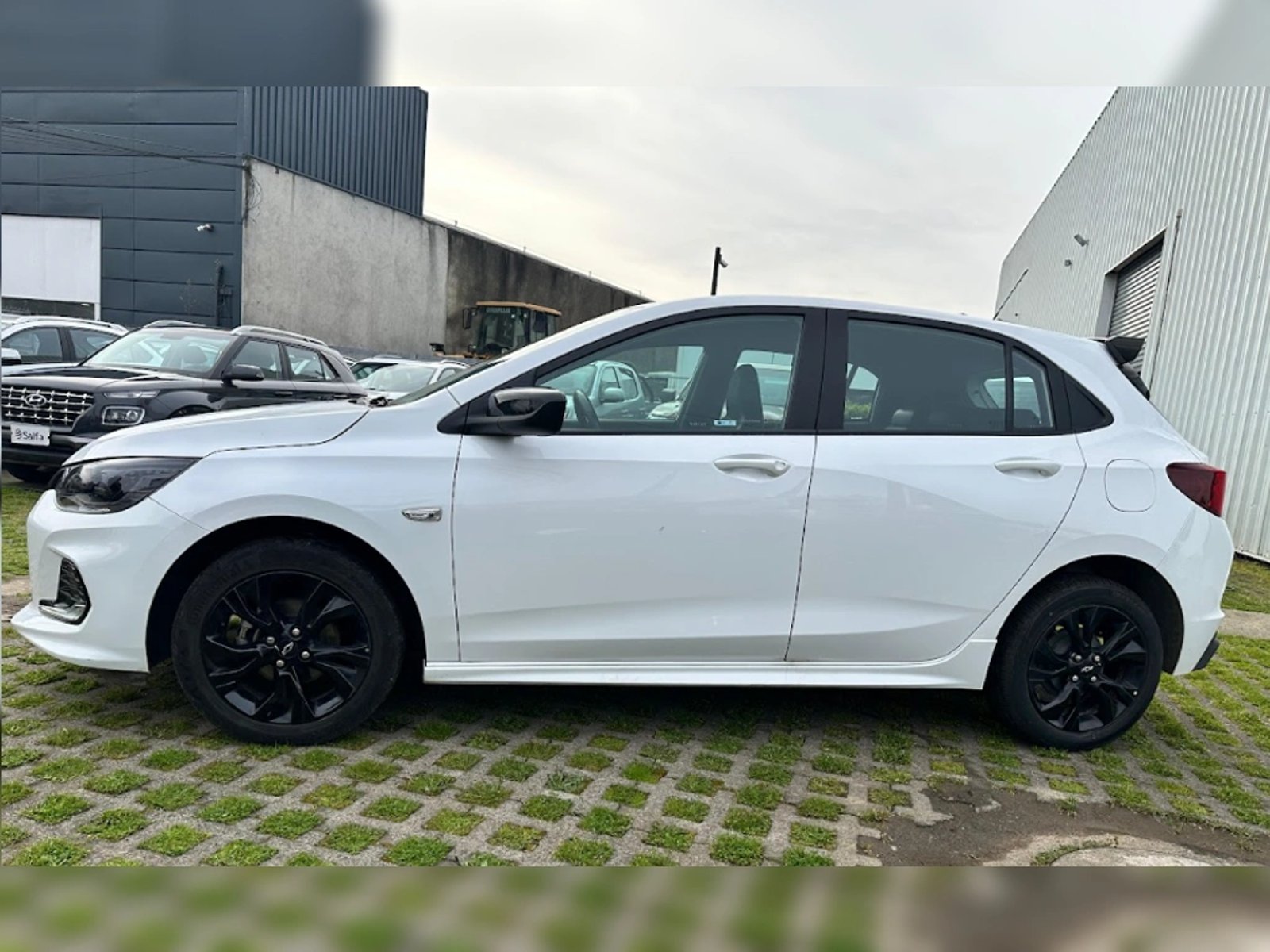 Chevrolet Onix 2024 - Imagen 9 de 17