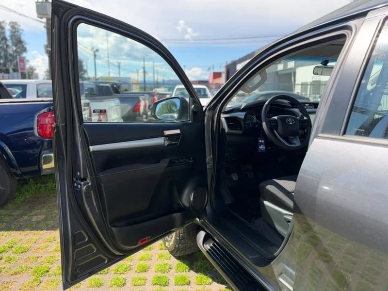 Toyota Hilux 2026 - Imagen 9 de 20