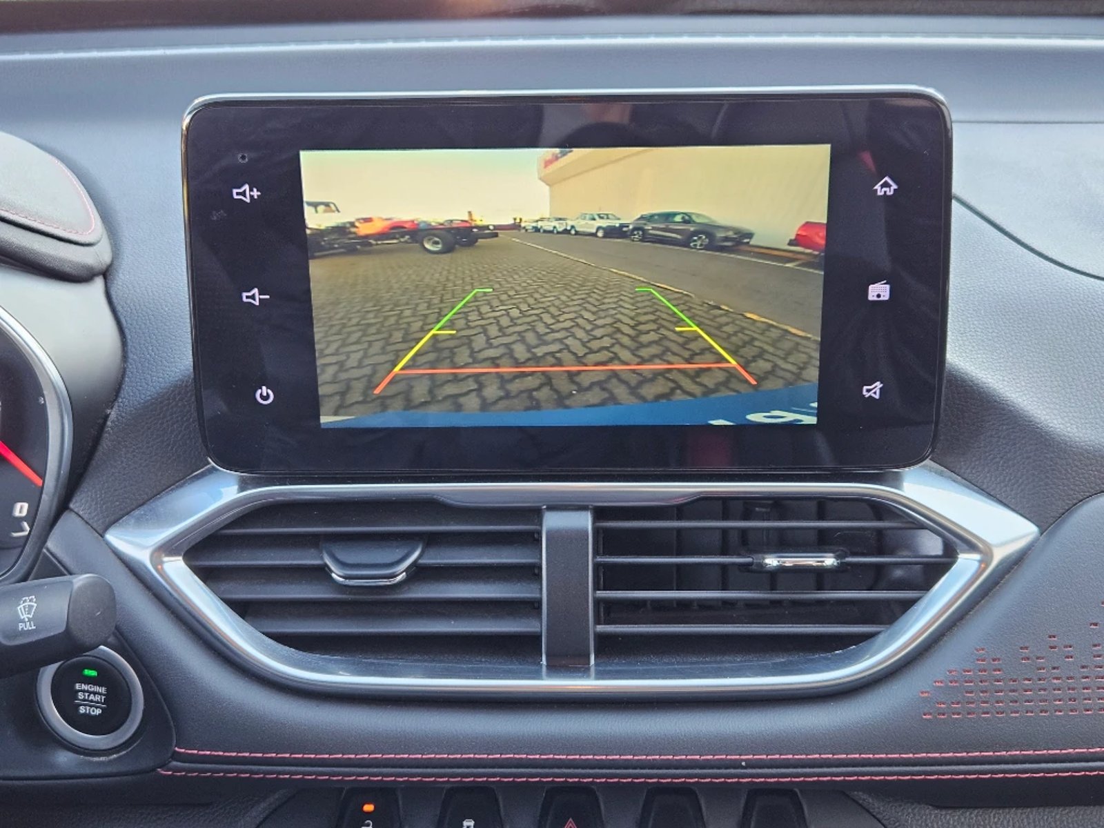 Chevrolet GROOVE 1.5 PREMIER 4X2 MT 5P 2023 - Imagen 15 de 20