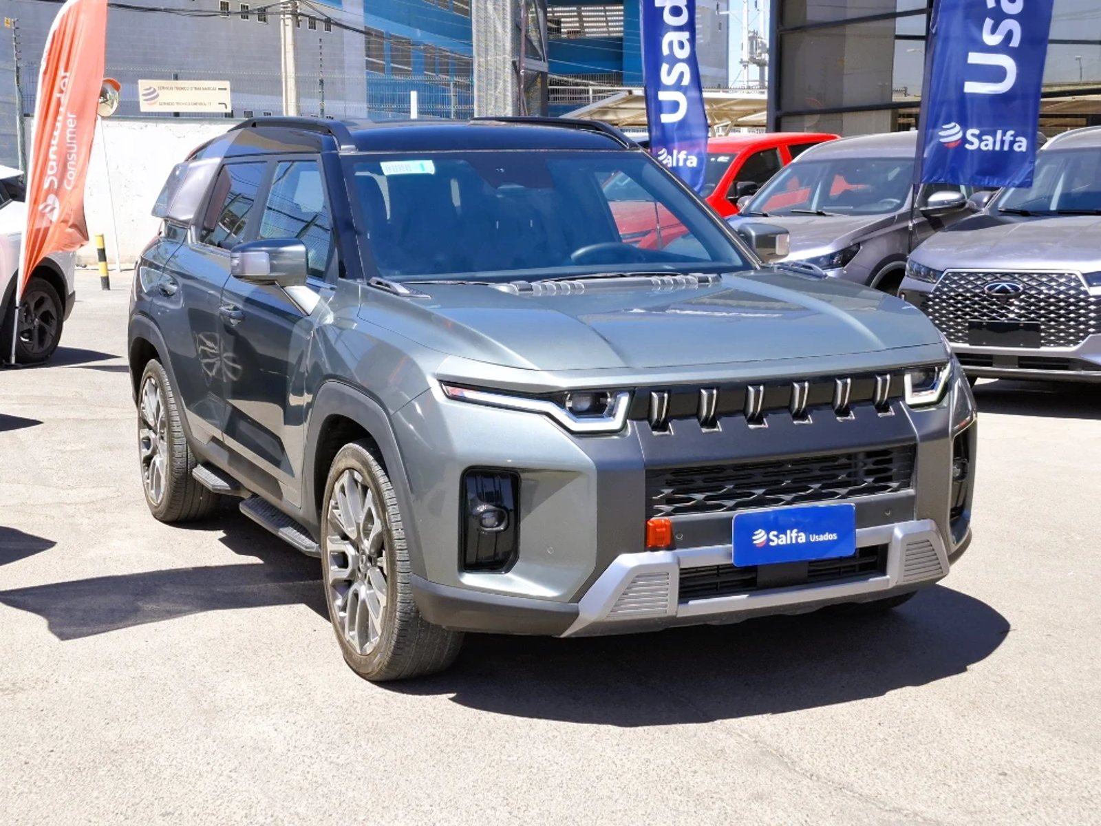 SsangYong TORRES 1.5T LIMITED PLUS 4WD BITONO AT 5P 2023 - Foto 3 de 20