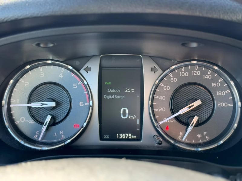 Toyota Hilux 2026 - Imagen 13 de 20