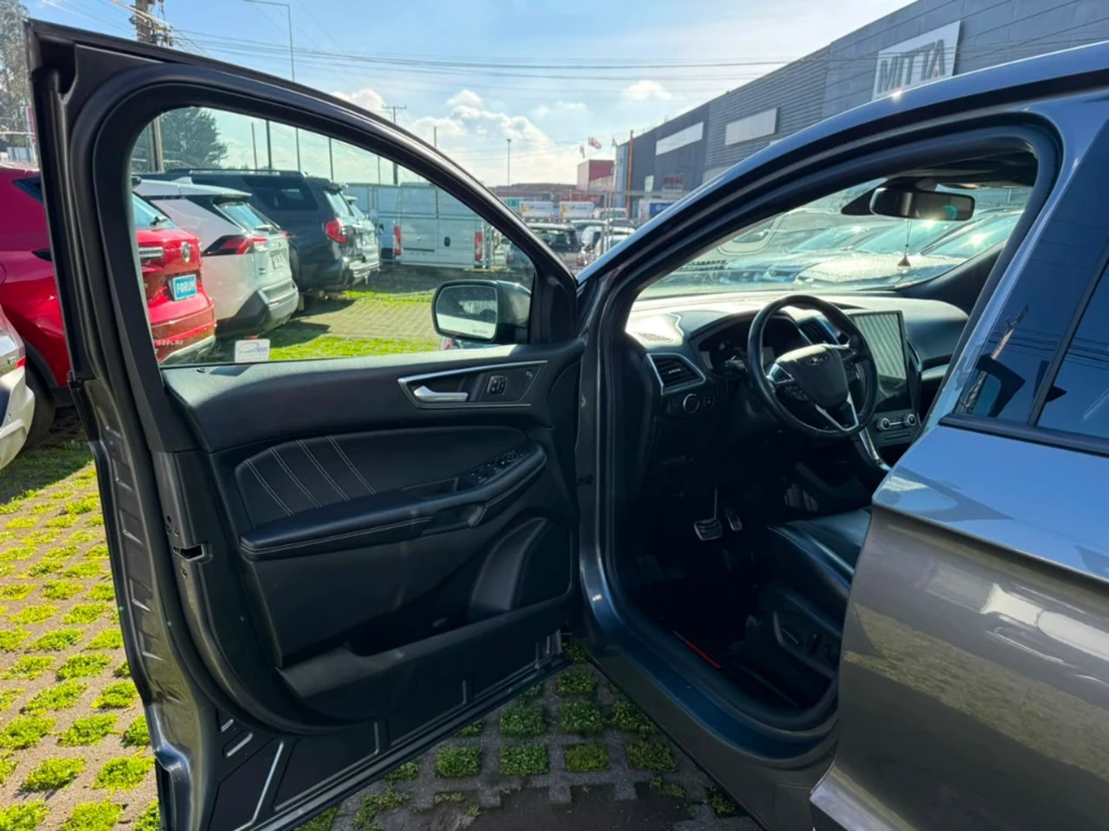 Ford Edge 2024 - Imagen 13 de 20