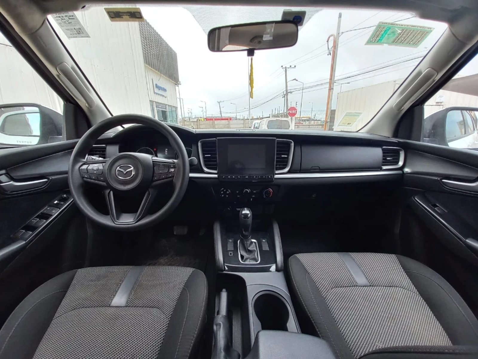 Mazda Bt-50 2024 - Imagen 13 de 20